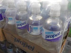 lot 230 image: 12 Pack Propel Grape...