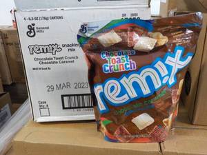 lot 293 image: 4 - 6.3 oz Bags Remix Snacking Mix...