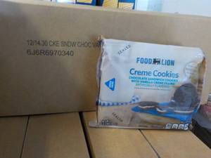 lot 300 image: 12 - 14.3 Pkgs Food Lion Crme Coo...