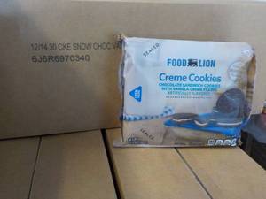 lot 303 image: 12 - 14.3 Pkgs Food Lion Crme Coo...