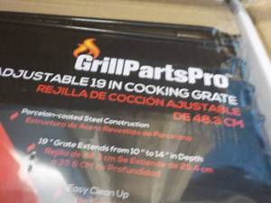lot 329 image: Case of 8 Grill Parts Pro Adjustabl...