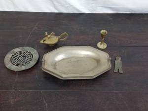 lot 50 image: Collection Of Metal Dcor