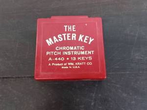 lot 42 image: The Master Key Chromatic Pitch Instrument