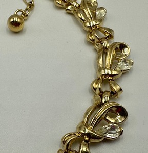 Vintage Trifari Gold Tone and Rhinestone Necklace