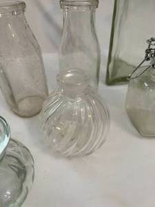 lot 60 image: Glass Jar and Vase Lot