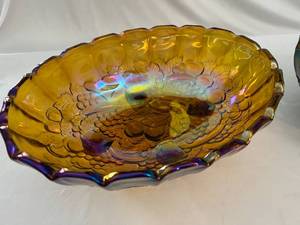 lot 69 image: Blue & Amber Iridescent Indiana Carnival Glass Pedestal Bowls