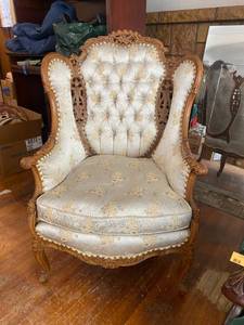 lot 4 image: Antique Ornate Victorian Style Armchair See Details for Moving