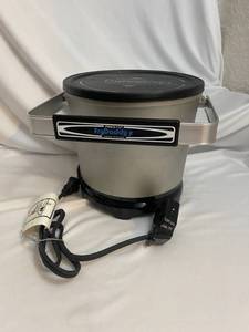 lot 32 image: Presto Fry Daddy Deep Fryer