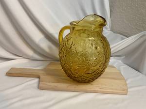 lot 35 image: Maple Serving Board with Yellow Glass Pitcher
