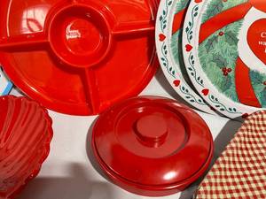lot 137 image: Vintage Platters, Chip & Dip Trays, Trays and More