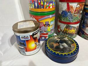 lot 115 image: Vintage Popcorn, Danish Cookies, and Other Tins