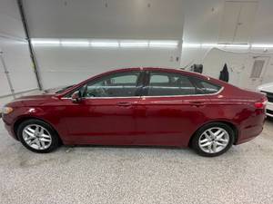2013 Ford Fusion SE - 1 OWNER
