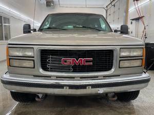 1999 GMC Yukon SLT - 4X4