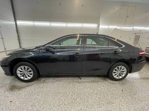2016 Toyota Camry LE - 79,682 MILES