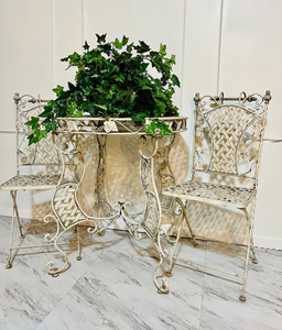 lot 49 image: Iron Vintage Bistro Table Set