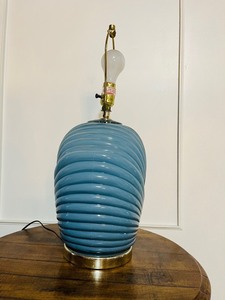 lot 80 image: Mid Century Shell Blue Lamp