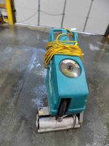 lot 7 image: Tennant Tred Floor Scrubber 170E