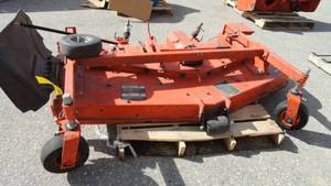 lot 4 image: Kubota RCK72P-F39 Front Mower Deck