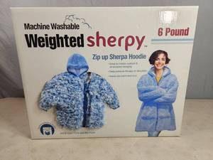 lot 8 image: New Weighted Zip Up Sherpa Hoodie