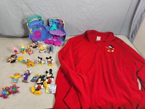 lot 19 image: Vintage, Disney, and More