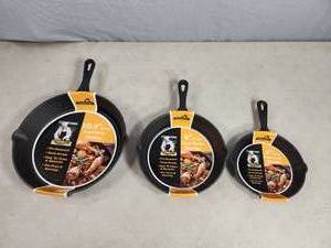 lot 25 image: 3 New Cast Iron Skillets
