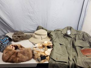 lot 37 image: Vintage Fur, Hats, and More
