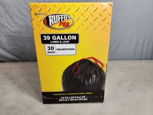 lot 51 image: New Box of 39 Gallon Bags