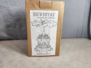 lot 70 image: Vintage Silvestri The Wonder of Christmas Display