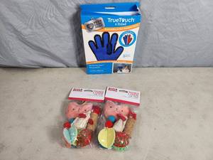 lot 92 image: New Pet Products