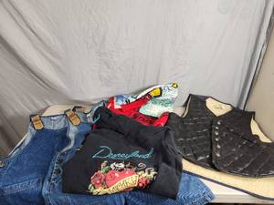 lot 149 image: Snap On Beach Towel, Vintage Clothing, More