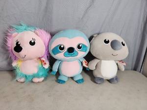lot 155 image: 3 New Gund Stuffed Animals