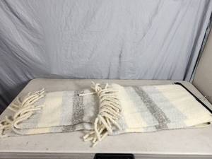 lot 178 image: New Soft Blanket