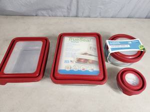 lot 183 image: 4 New Anchor Hocking TrueSeal Containers