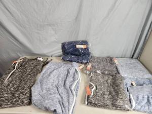lot 186 image: New Womens Colsie Lounge Pants