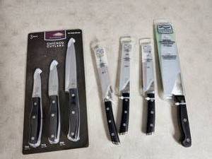lot 202 image: New Chicago Cutlery Knives