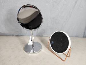 lot 206 image: 2 New Elle Magnification Mirrors
