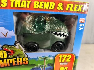 lot 199 image: New Dino Chompers Magic Track Set