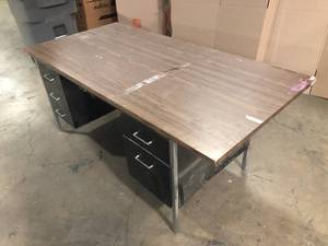 Office Desk customer returns Review all pictures