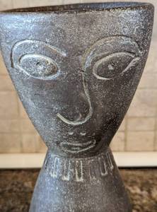 lot 38 image: Stoneware Face Planter