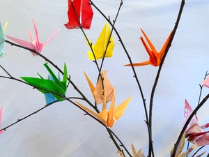 lot 74 image: Large Decorative Vase with Paper Origami Flowers