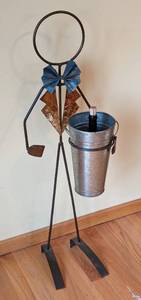 lot 104 image: Unique and Whimsical Metal Wine Holder