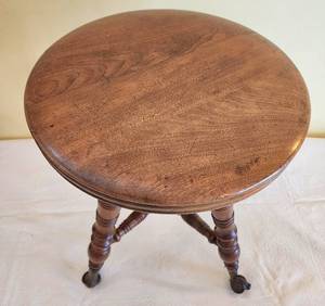 lot 227 image: Vintage Piano Stool
