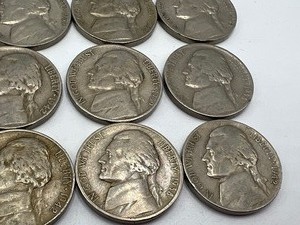 lot 255 image: (20) United States Jefferson Vintage Nickels