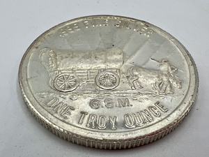 lot 259 image: 1982 .999 Golden State Mint One Troy Ounce
