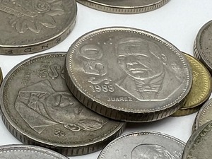 lot 265 image: Assorted Collection of Mexican Coins