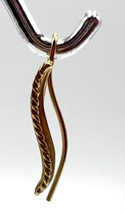 lot 282 image: Petite 14k Earrings
