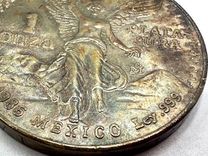 lot 270 image: One Ounce Mexican 1986 Coin