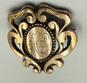 lot 288A image: Antique 14k Pin