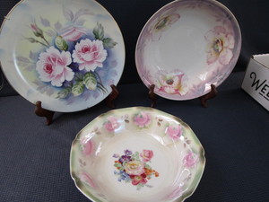 lot 58 image: German Fancy Bowls