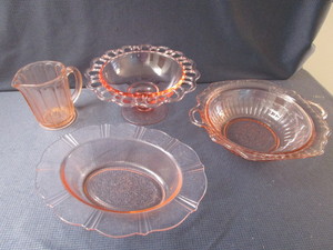 lot 82 image: Pink Depression Glass